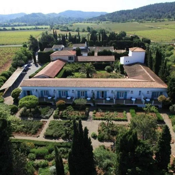 Hôtel et Appart'Hôtel Le Relais Du Val D'Orbieu, hotel v destinácii Ornaisons
