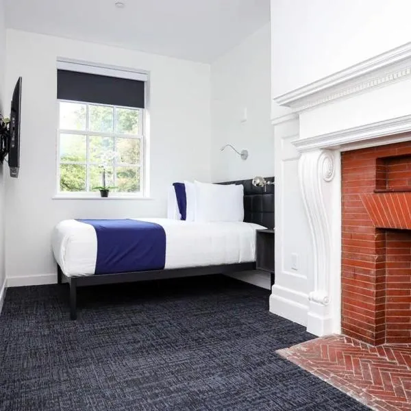 Stylish Hotel Room in Boston's Fenway - Unit #107、ボストンのホテル