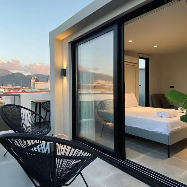 Hyperion Penthouse, hotel v destinaci Patra