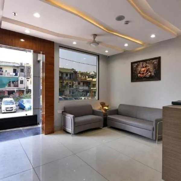 Hotel The Emporio A Corporate Suites, hotel em Ghaziabad