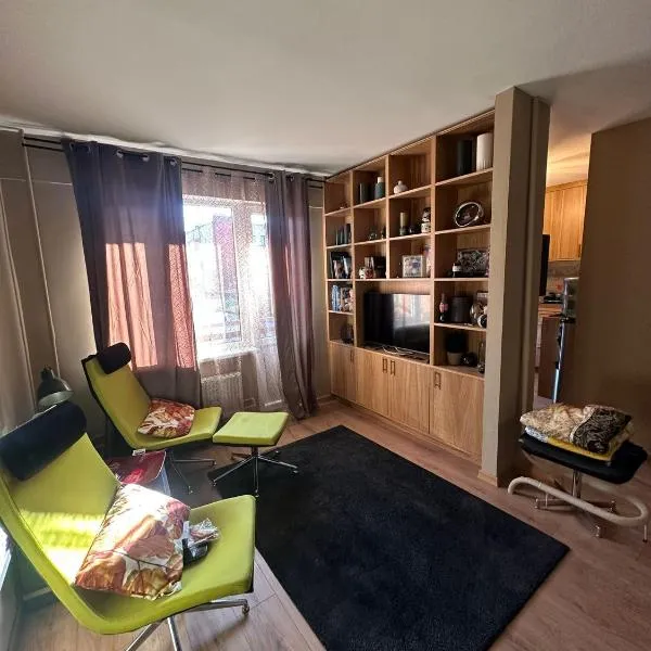 Roxy’s Kabin, hotel en Jelgava