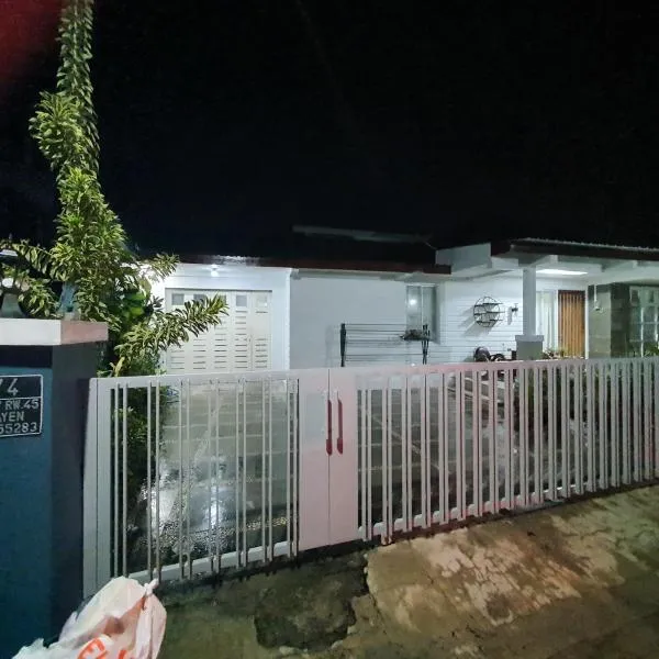 Omah Atik, hotel v destinaci Yogyakarta