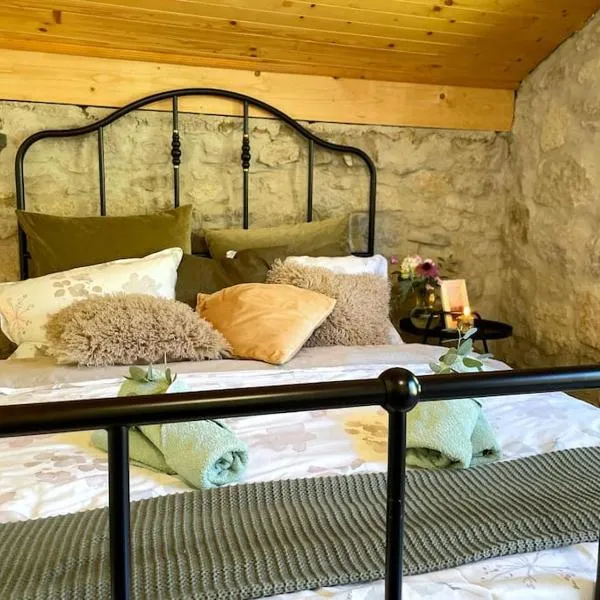 Essentia - Vinársky domček s vonkajšou vírivkou, hotel v destinaci Streda nad Bodrogom