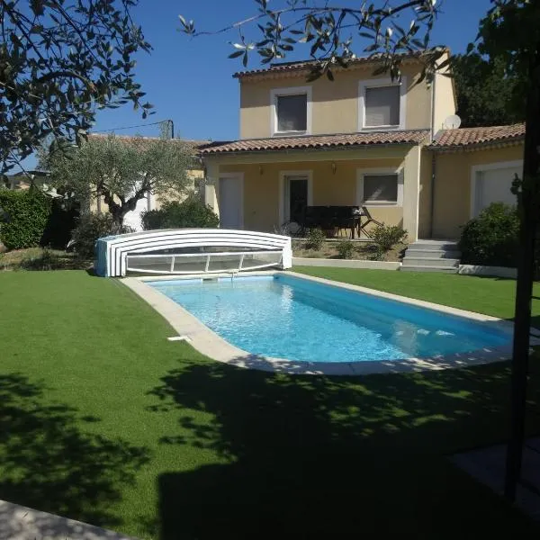 chez Edgi, hotel u gradu Buis-les-Baronnies