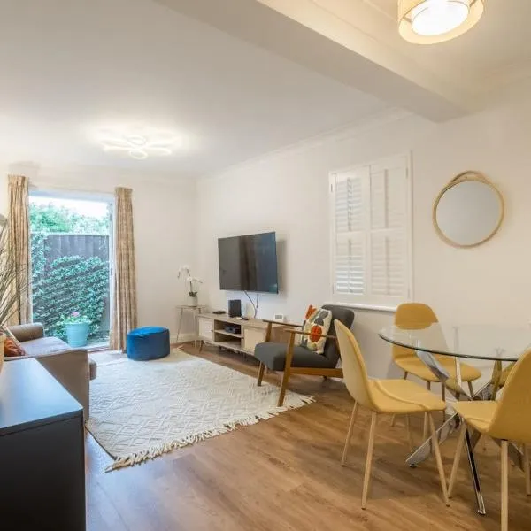 Lovely 1 Bed Apartment With FREE PARKING & Garden, viešbutis mieste Cherry Hinton