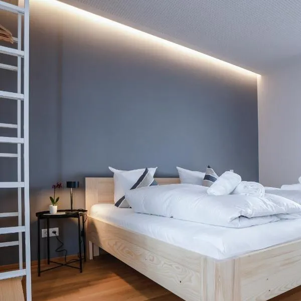 Penthousewohnung mit Bergblick - klimatisiert, hotel v destinaci Klaus