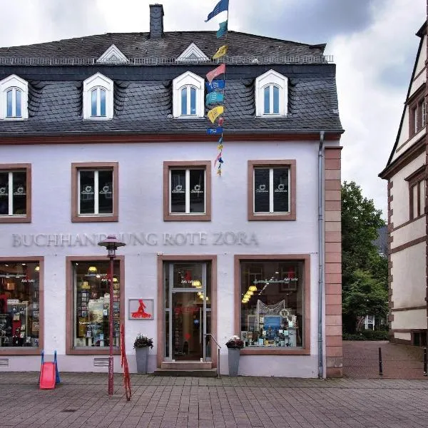Ferienwohnungen Stadt Merzig Appartement Piatti und Appartement Bücherliebe, hotel v destinaci Merzig