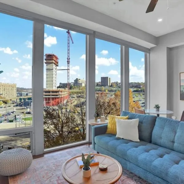 CozySuites Posh 1BR, PPG Paints Arena, Pitts, hotel v destinaci Pittsburgh