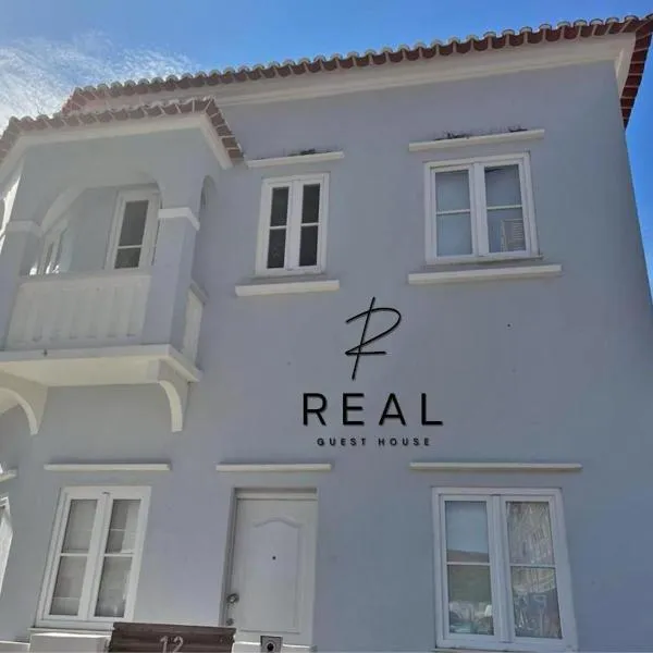 Real Guest House, hotel in Costa da Caparica