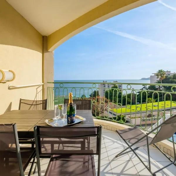 Sur la mer、カンヌのホテル