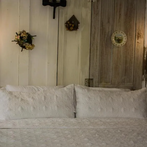 Bed & Breakfast private room and bath, hotel en Elkhart