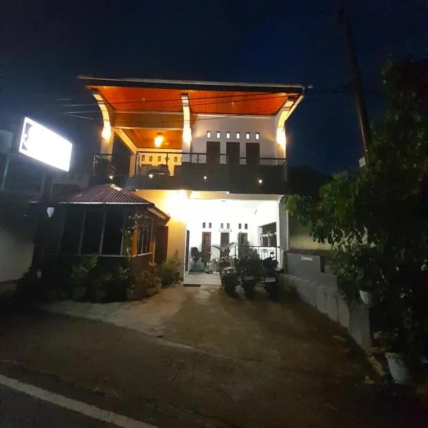 The Sanduk Homestay, hotel v destinaci Rantepao