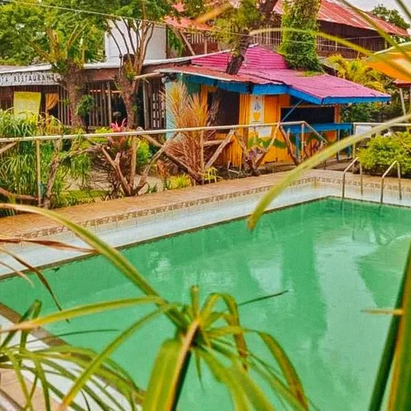 Iloilo Paraw Beach Resort, hotel di Guimbal
