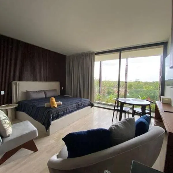 new charming studio with terrace, hotel v destinaci Tulum