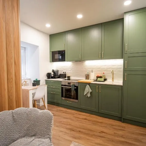 MAM HEAT River Nest - Darque Village Centre, готель у місті Віана-ду-Каштелу