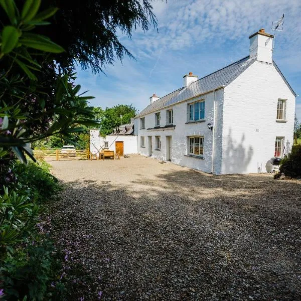 Bayvil Newport, Pembrokeshire、Nevernのホテル
