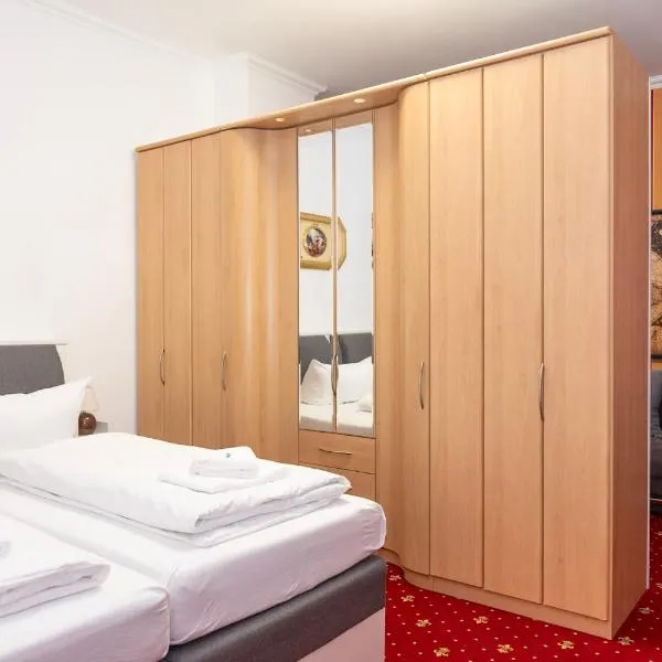 Sunny Side - Apartment by Comfort Housing, hotel u gradu 'Falkensee'