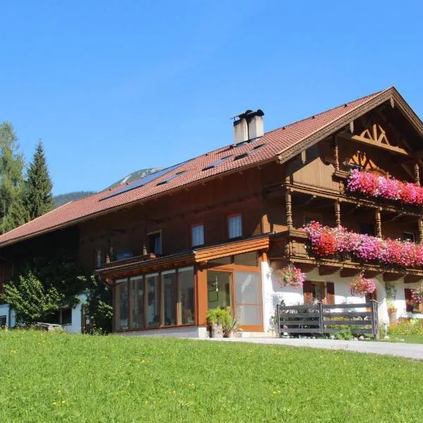 Bauernhaus Durrahof, hotel v destinaci Steinberg am Rofan