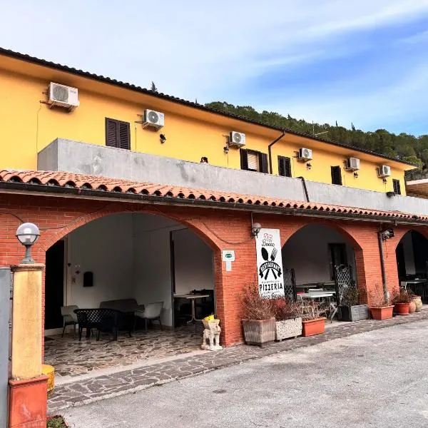 Da Bosio, hotel in Genga