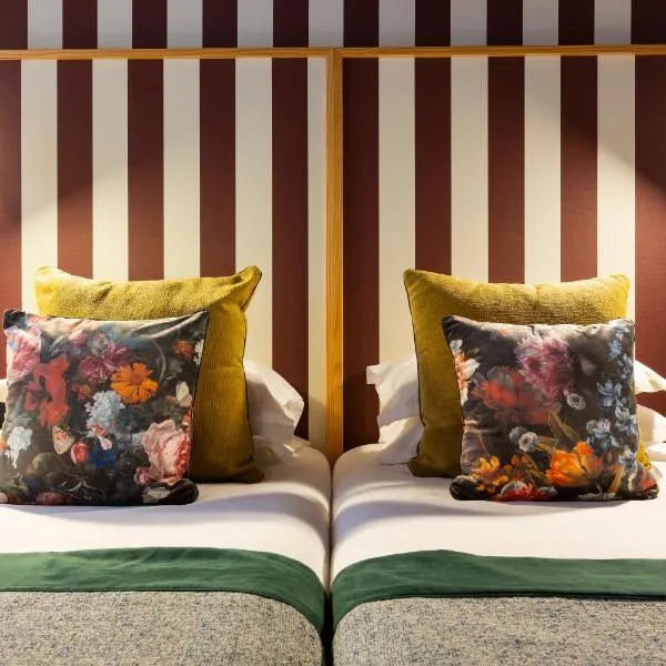 Hôtel Edmond W Lyon Part-Dieu، فندق في ليون