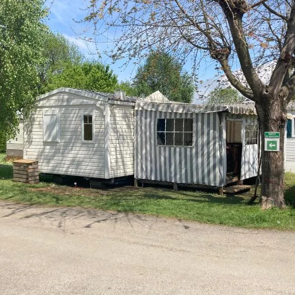 Mobil-home Gère-Bélesten, hotel v destinaci Gère-Belesten