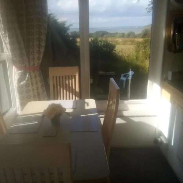 11 Oaklands, hotell i Porchfield