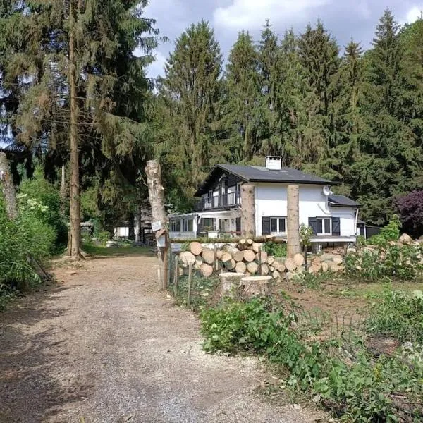 vakantiewoning Clair de lune minimum 2 nachten, hotel v destinaci La-Roche-en-Ardenne