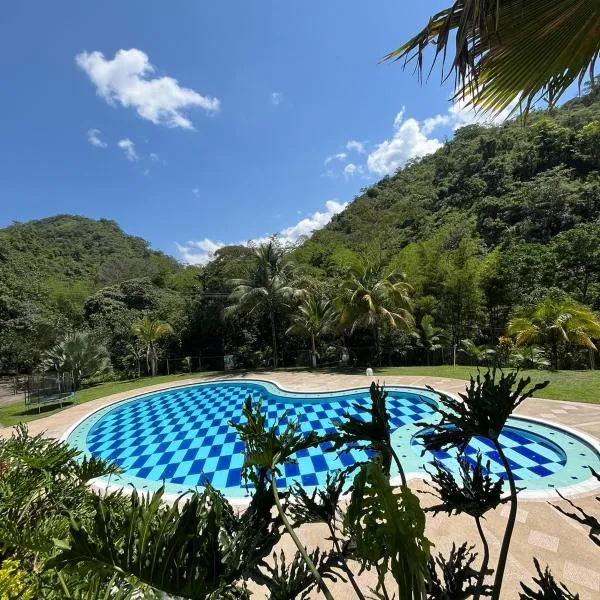 El Rancho de Andres Hotel Campestre, hotel v destinaci Nocaima