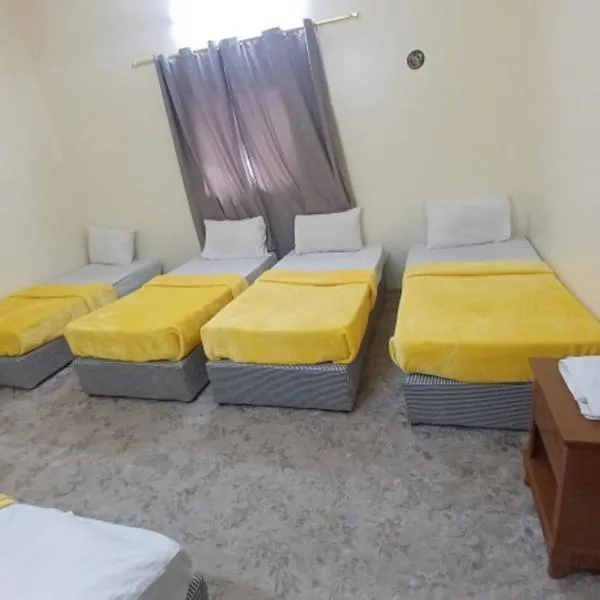 غرف المدينة بحمام خاص للزوار والمعتمرين โรงแรมในAR Rummanah
