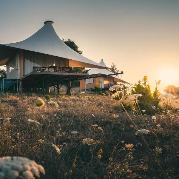 iHouseVILLAGE, hotel v destinaci Polychrono