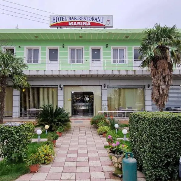 Hotel Bar Restorant Marina, hotell sihtkohas Mjedë