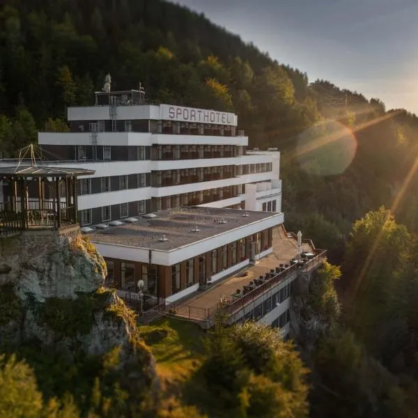 Sporthotel am Semmering, hotel in Schottwien