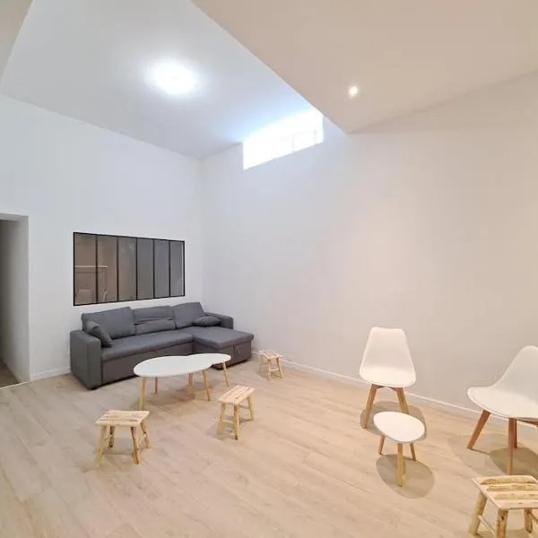 Nouakchott, Maison atypique, hôtel à Reims