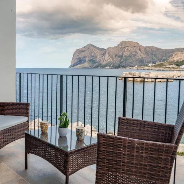 Vista Mare Rooms, hotel em Isola delle Femmine