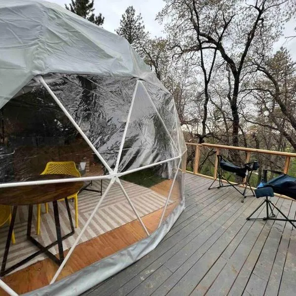Enchanted Forest Dome ,10-15 minutes to Kings Canyons-New pellet stove for cozy warm nights, hotel v destinaci Dunlap