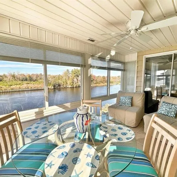 Watch the Yachts Waterway Landing Retreat w Pool, hotel in Myrtle Beach