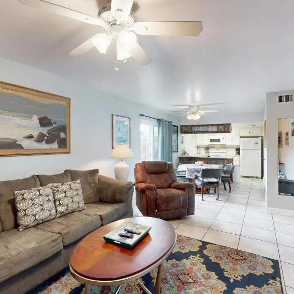 Seahorse Condominiums 105, hotel in Padre Island