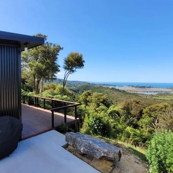 Golden Bay Heights - Luxury Accommodation, hotel v destinaci Parapara 
