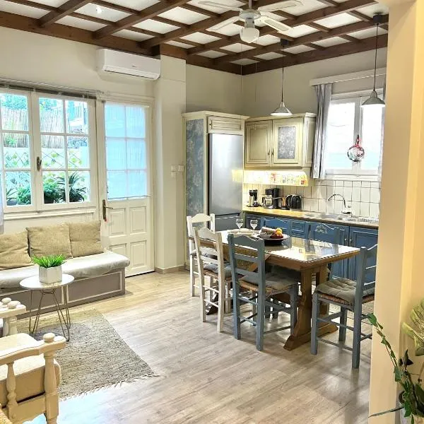 Luxury house near by Delphi, hotel v destinaci Kírra