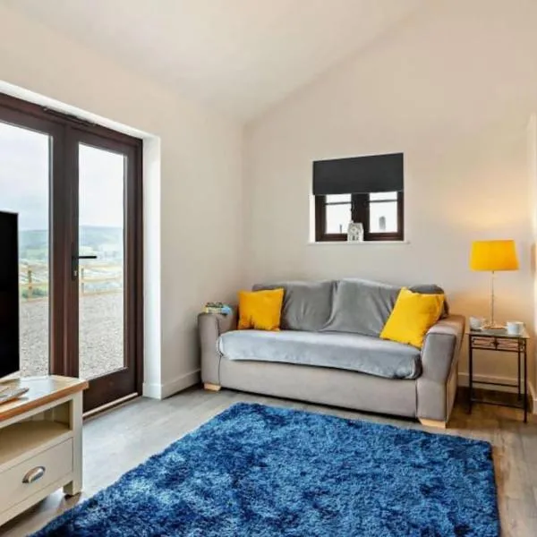 Hillsview - Countryside Retreat, Beautiful Views, hotel u gradu Combe Martin