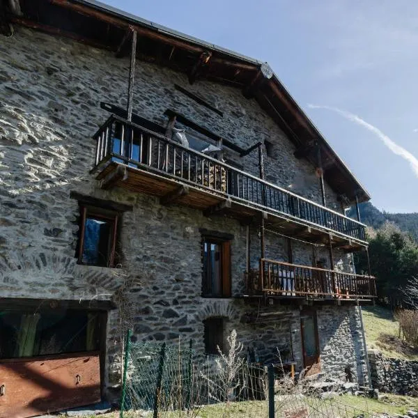 Grand Chalet Vanoise - 12 pers, hotel v destinaci Saint-André