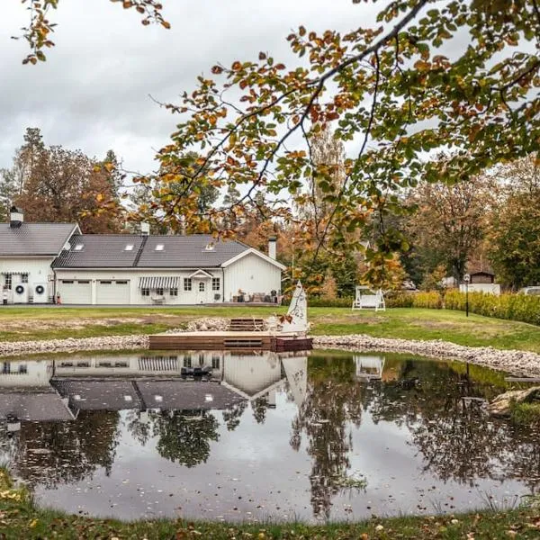 Målaskog gamla station 1, hotel v destinaci Ryssby