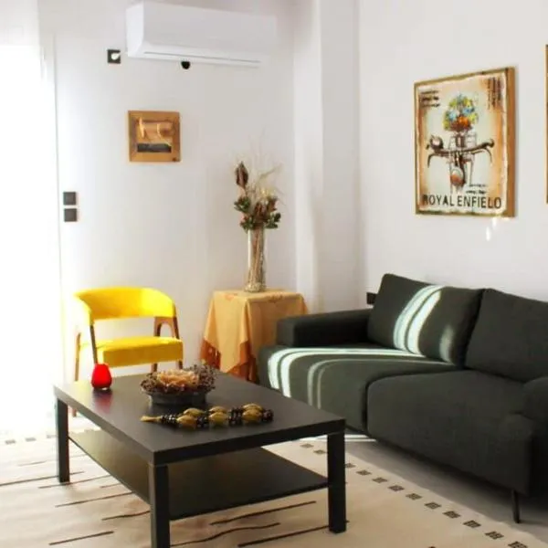 Patras Cozy Nest in the Vibrant City Center, Hotel in Patras