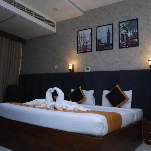 HOTEL JB'S MINERVA GRAND, hotel a Khammam