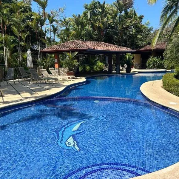 Villa Ela en Playa Herradura, hotel v destinaci Herradura