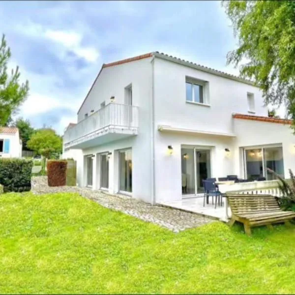 Charmante Villa pour 10 personnes, hôtel à Saint-Augustin