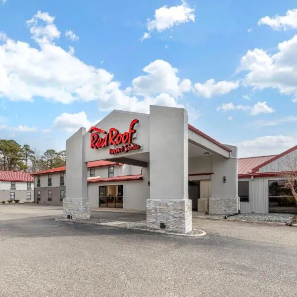 Red Roof Inn & Suites Newport News, hotel v destinaci Newport News