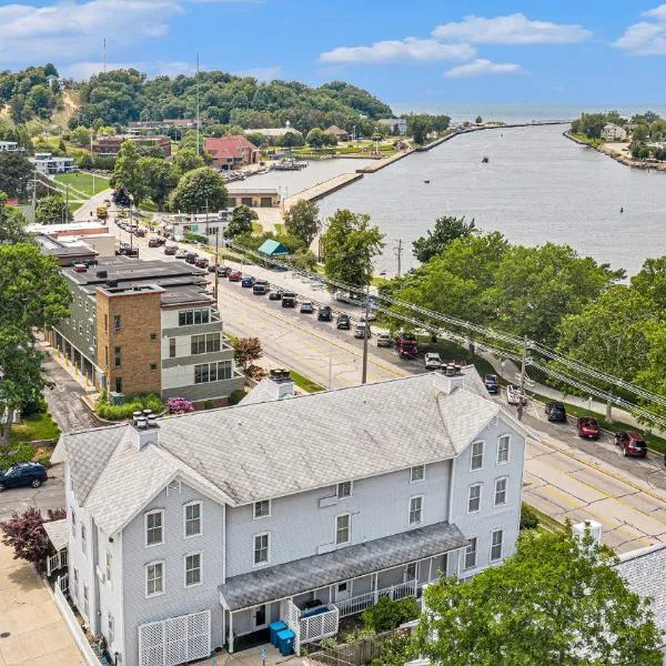 Harbor House Inn, hotel en Grand Haven