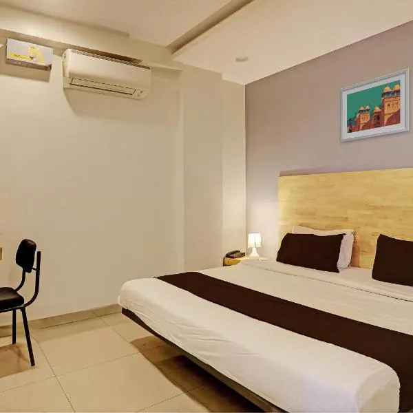 Hotel Ramoji: Surūrnagar şehrinde bir otel