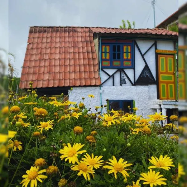 Hostal Camino Viejo, hotel in Líbano